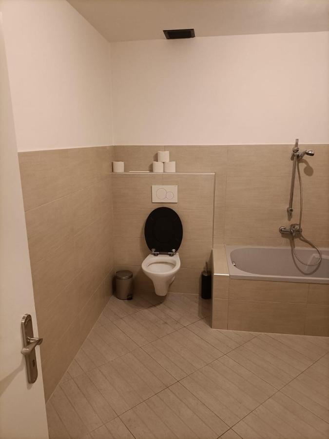 Krefeld House - 20 Min To Dus Airport & Messe Apartment ภายนอก รูปภาพ